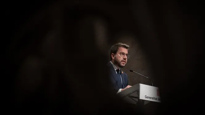 Crisi política a Catalunya: el president Aragonès (ERC) destitueix el vicepresident Puigneró (Junts)