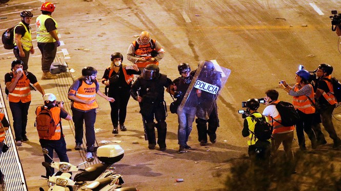 Almanco 54 detinguts i 182 ferits a Catalunya durant les protestes contra la sentència del ‘procés’