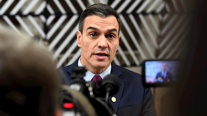 Sánchez condiciona la reunió amb Torra a què hi hagi investidura