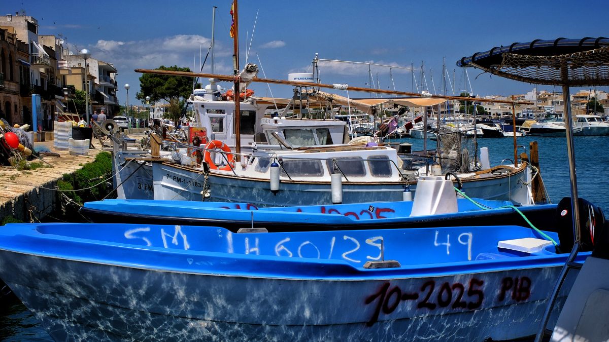 Arriben dues barques amb 46 migrants a bord al sud de Mallorca