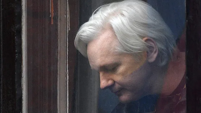 El Regne Unit autoritza l’extradició de Julian Assange als Estats Units