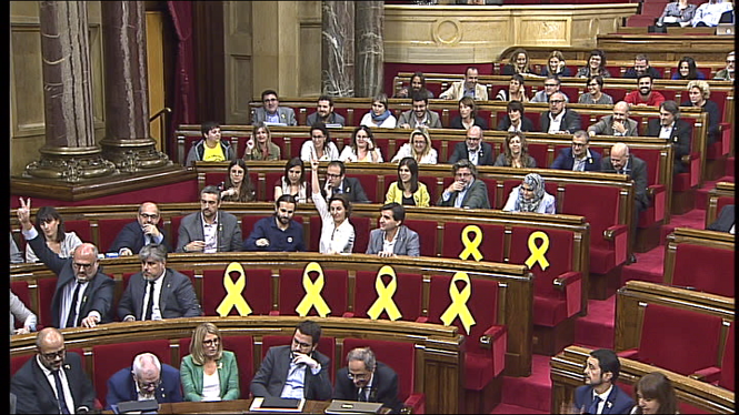 Els+diputats+catalans+suspesos+pel+Suprem+mantenen+l%E2%80%99acta+i+delegaran+el+vot