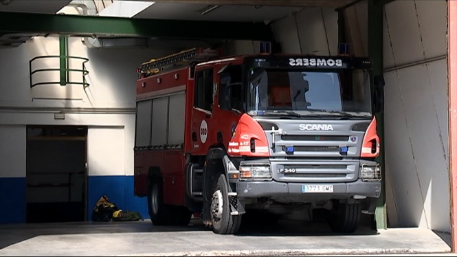 Un incendi crema un taller mecànic al centre de Palma