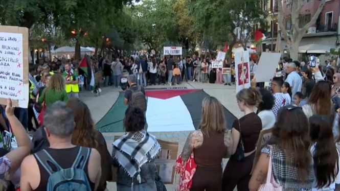 300+persones+es+manifesten+a+Eivissa+per+Palestina