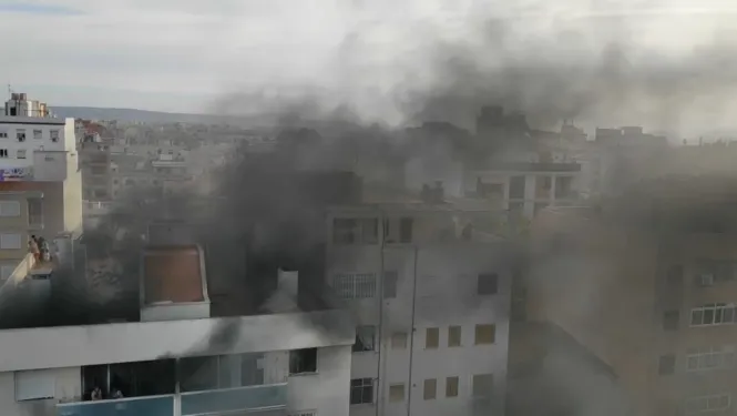 20 pisos desallotjats per un incendi a Palma