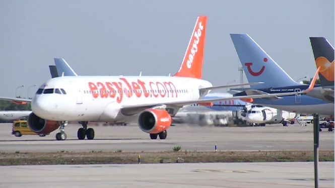 19.000 passatgers volen entre Maó i Londres en un any amb Easyjet