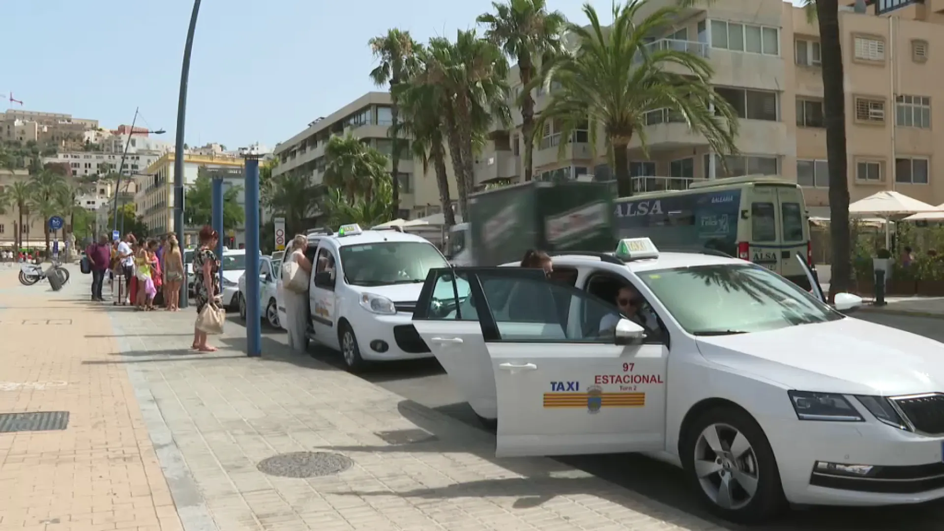 El Govern preveu impulsar un sistema unificat de taxi a Mallorca basat en una aplicació tecnològica única