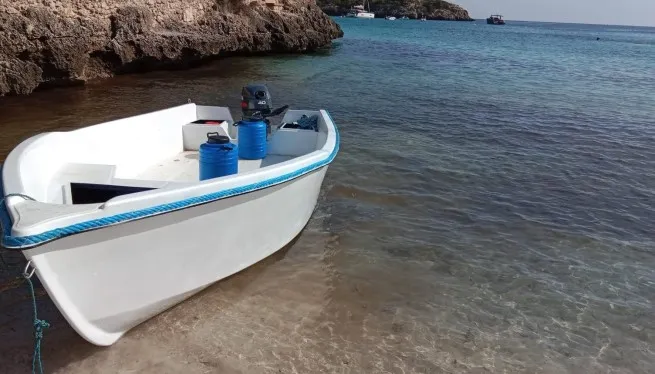 Detinguts sis homes per patronejar tres barques amb migrants interceptats quan desembarcaren a Mallorca