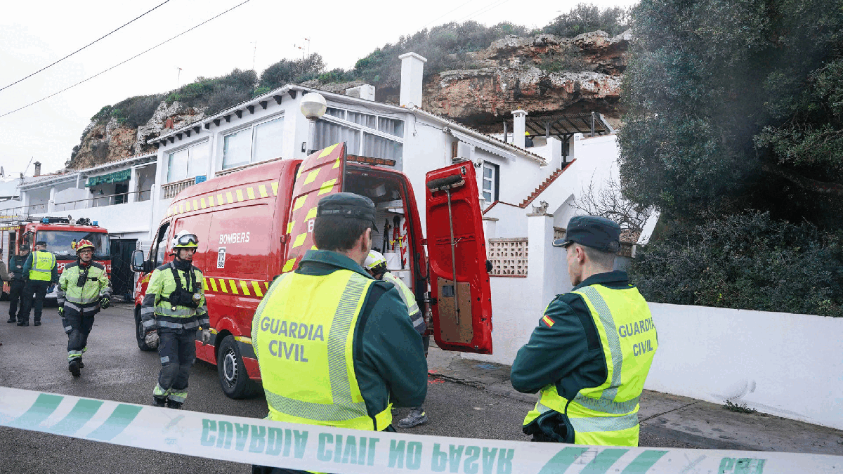 Un mort i un ferit greu en caure una roca damunt el seu habitatge as Castell
