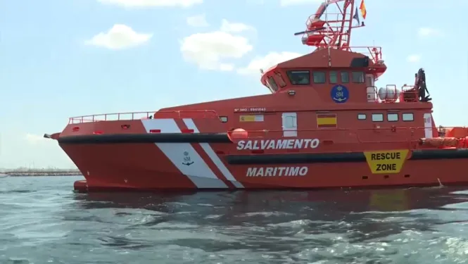 Intercepten una barca amb nou immigrants a bord dins aigües de Cabrera