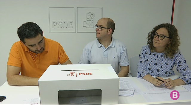 Els+socialistes+de+Menorca+voten+per+Pedro+S%C3%A1nchez