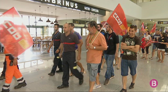 Els treballadors d’Aena amenacen de fer vaga si no s’incrementa la plantilla a Menorca