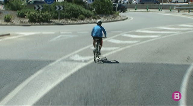 Impulsen+campanyes+per+millorar+la+seguretat+dels+ciclistes+a+les+carreteres