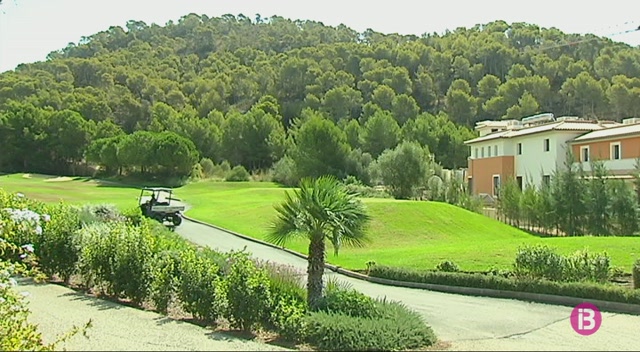 Sanci%C3%B3+de+250.000+al+Golf+d%E2%80%99Andratx+per+regar+amb+aigua+d%E2%80%99una+reserva+subterr%C3%A0nia