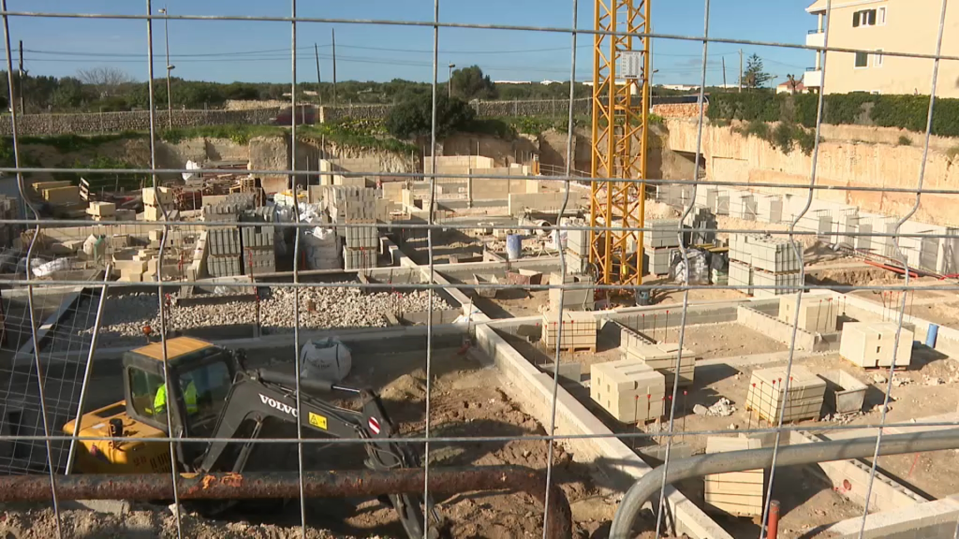 Menorca permetrà construir edificis de cinc plantes a Maó i Ciutadella