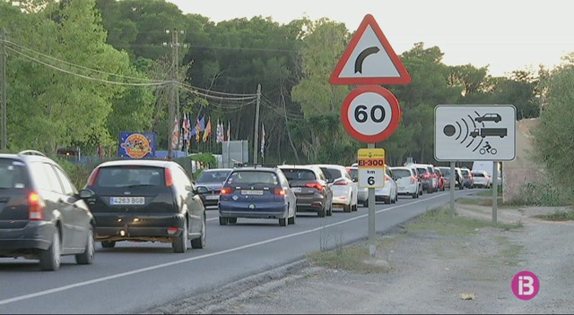 32.000+vehicles+circulen+cada+dia+per+la+carretera+de+Santa+Eul%C3%A0ria