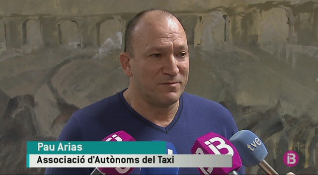 El+sector+del+taxi+i+Cort+consensuen+mesures+per+incrementar+la+seguretat+dels+taxistes