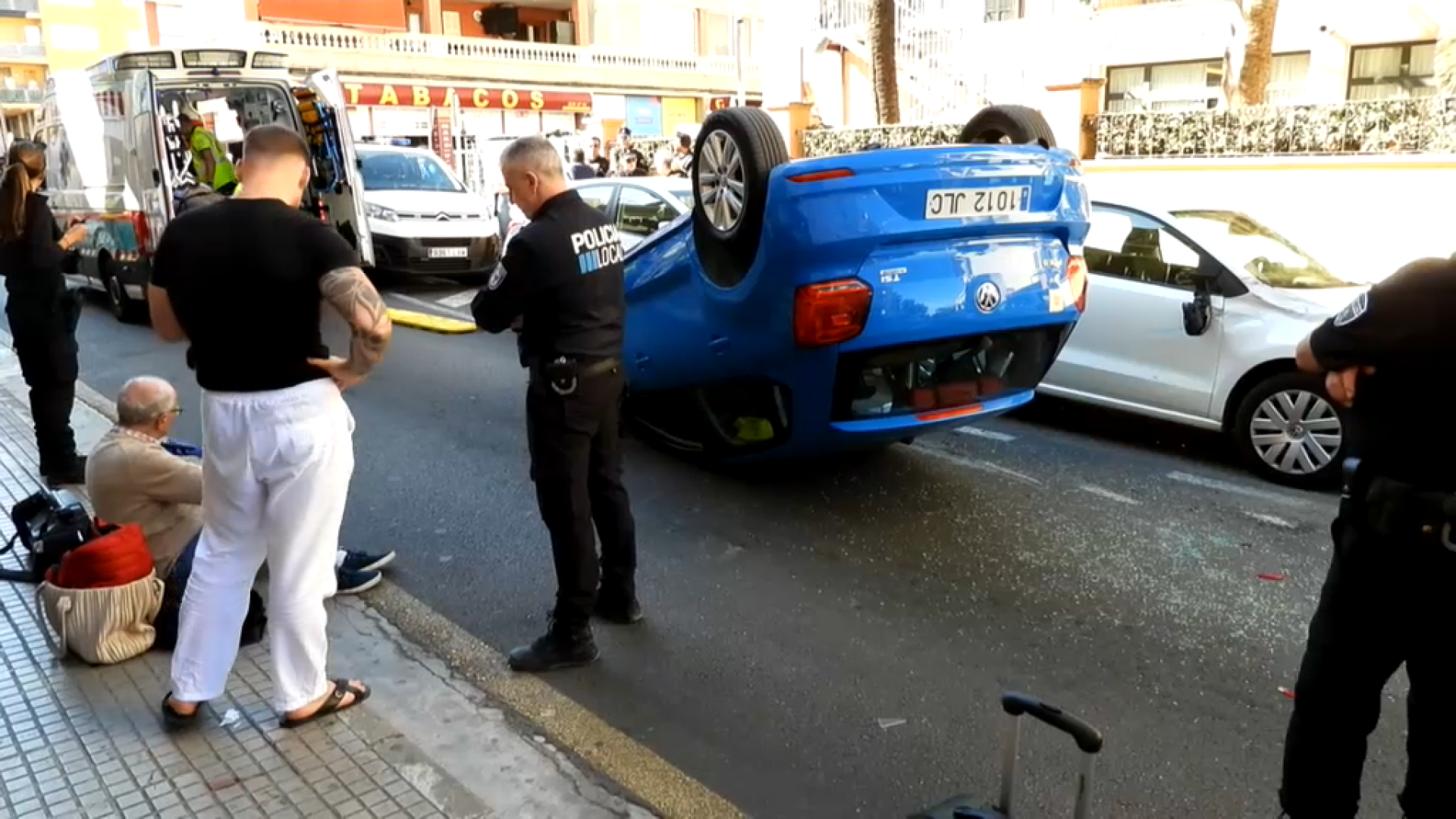 Totalment trabucat, després d’una topada en entrar contra direcció a un carrer de Platja de Palma