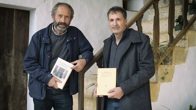 Cosme Aguiló i Sebastià Adrover apleguen les cançons inèdites recopilades per Mossèn Miquel Clar