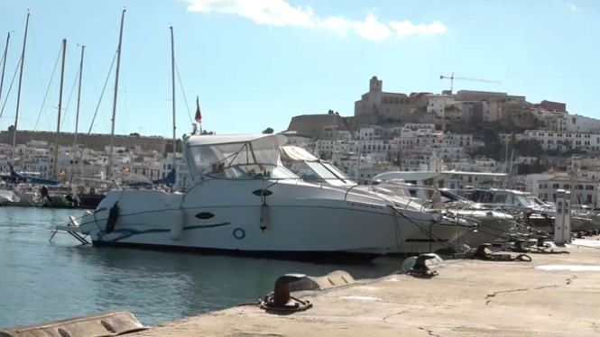 Uns 80 amarristes del Club Nàutic d’Eivissa desconeixen si podran tornar a deixar les seves barques al port
