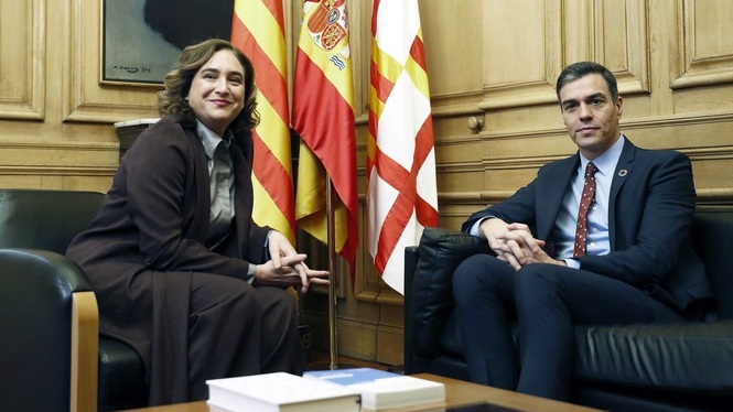 Colau i Sánchez es reuneixen per firmar acords sobre les inversions a Barcelona