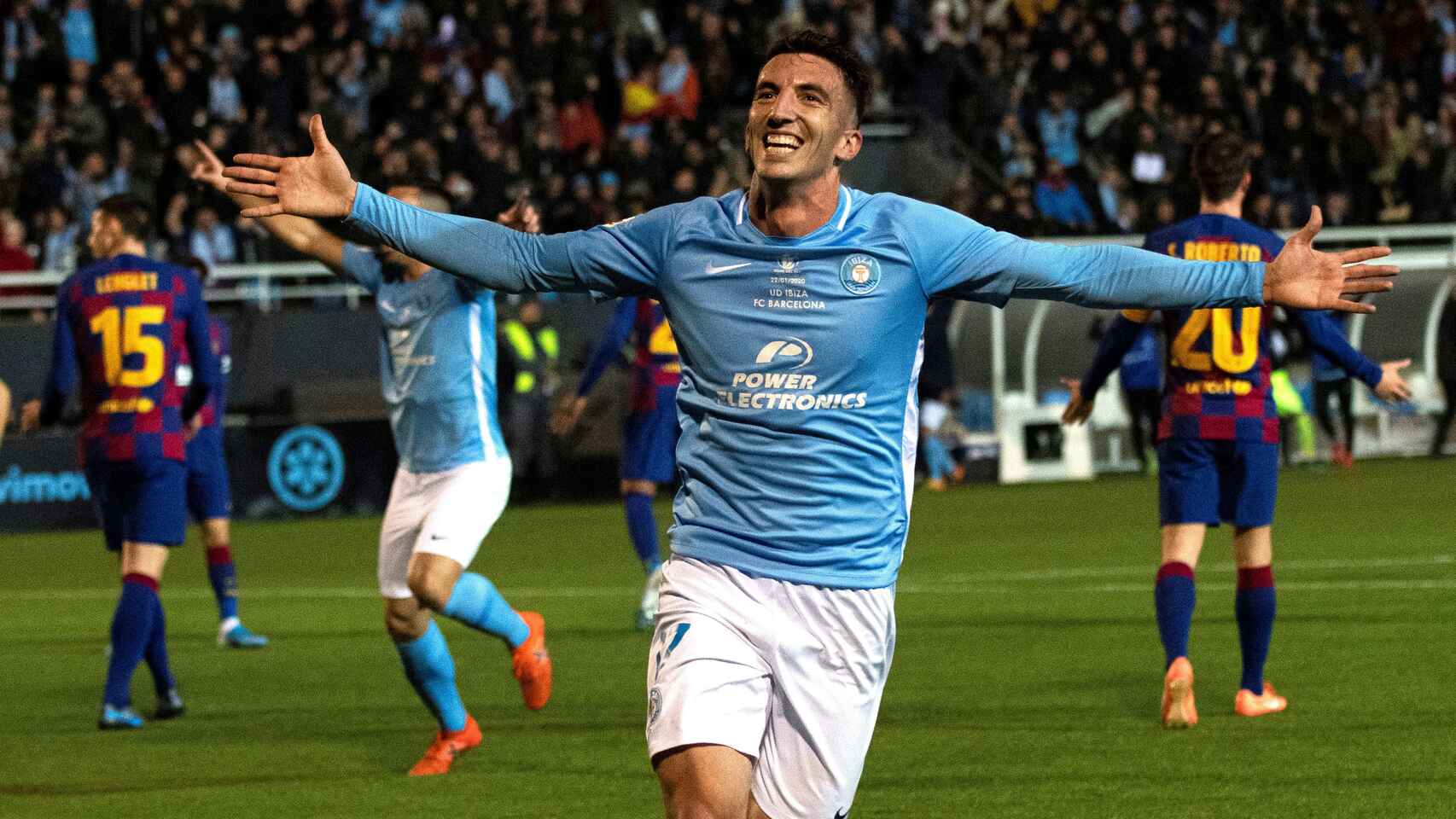 Javi Pérez amplia el seu contracte amb la UD Eivissa fins al 2024