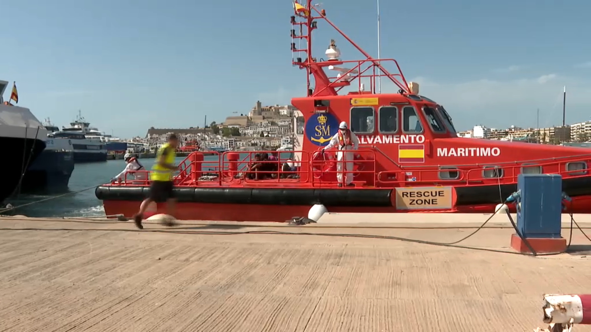 Dos migrants i un nadó moriren durant la travessia de les dues embarcacions rescatades el passat 2 i 4 de maig a Eivissa