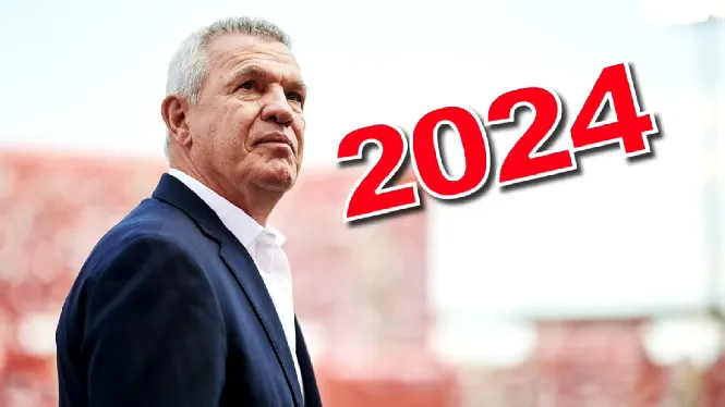 Javier Aguirre renova fins el 2024