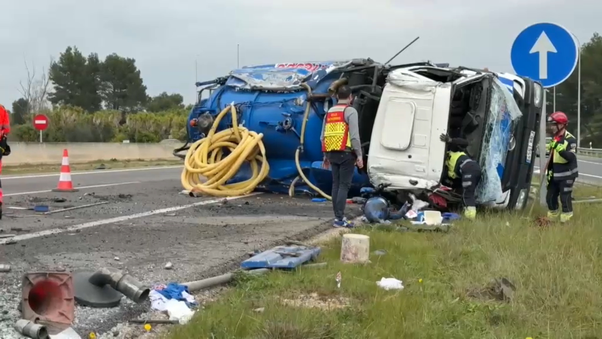 Retencions d’uns 5 km a l’autovia d’Inca per l’accident d’un camió cisterna a la sortida de Consell