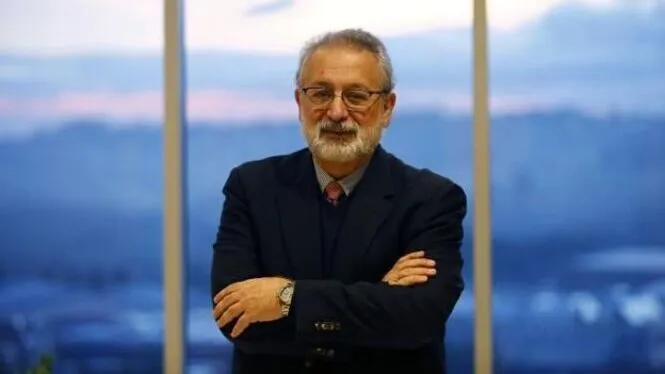 López Acuña: “No podem gripalitzar la COVID, no és el moment encara”