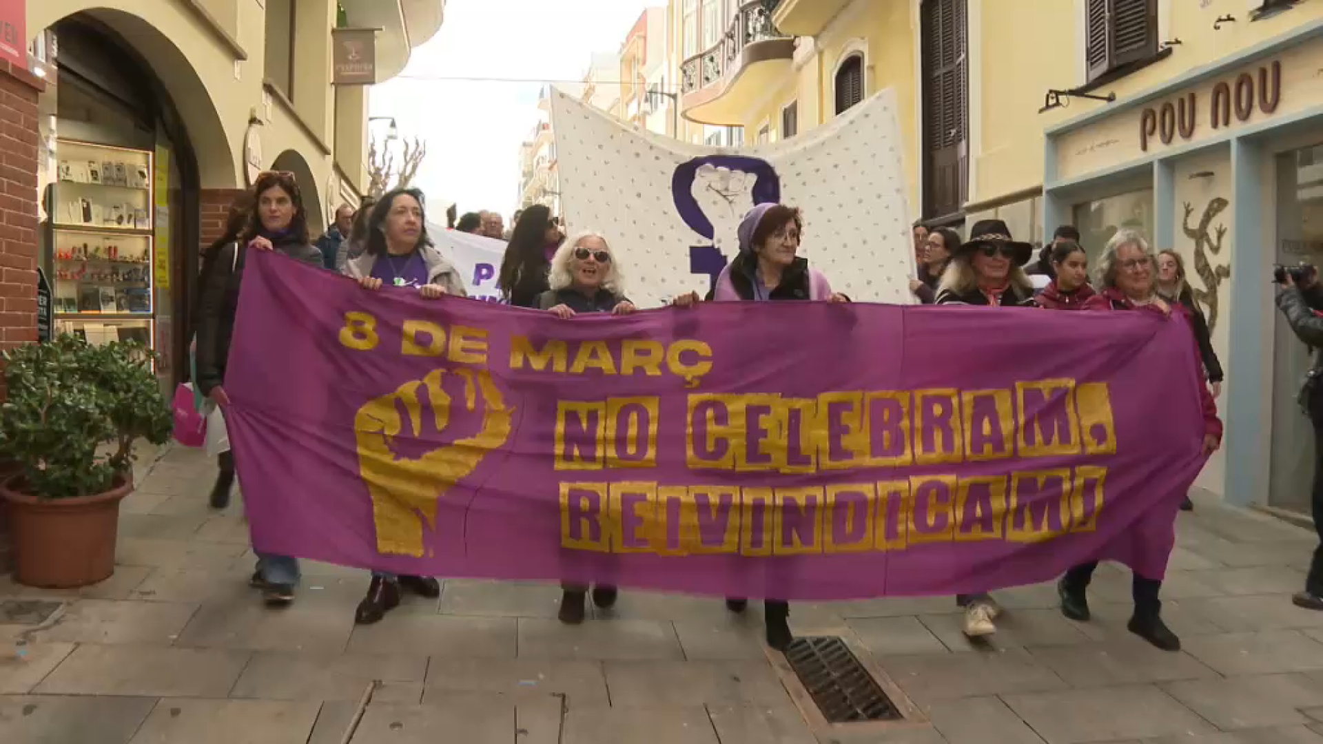 Les manifestants de Maó demanen unitat en la lluita feminista