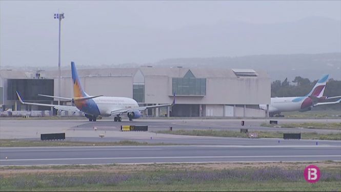 21 vols cancel·lats als aeroports de les Illes per la fallida de Thomas Cook