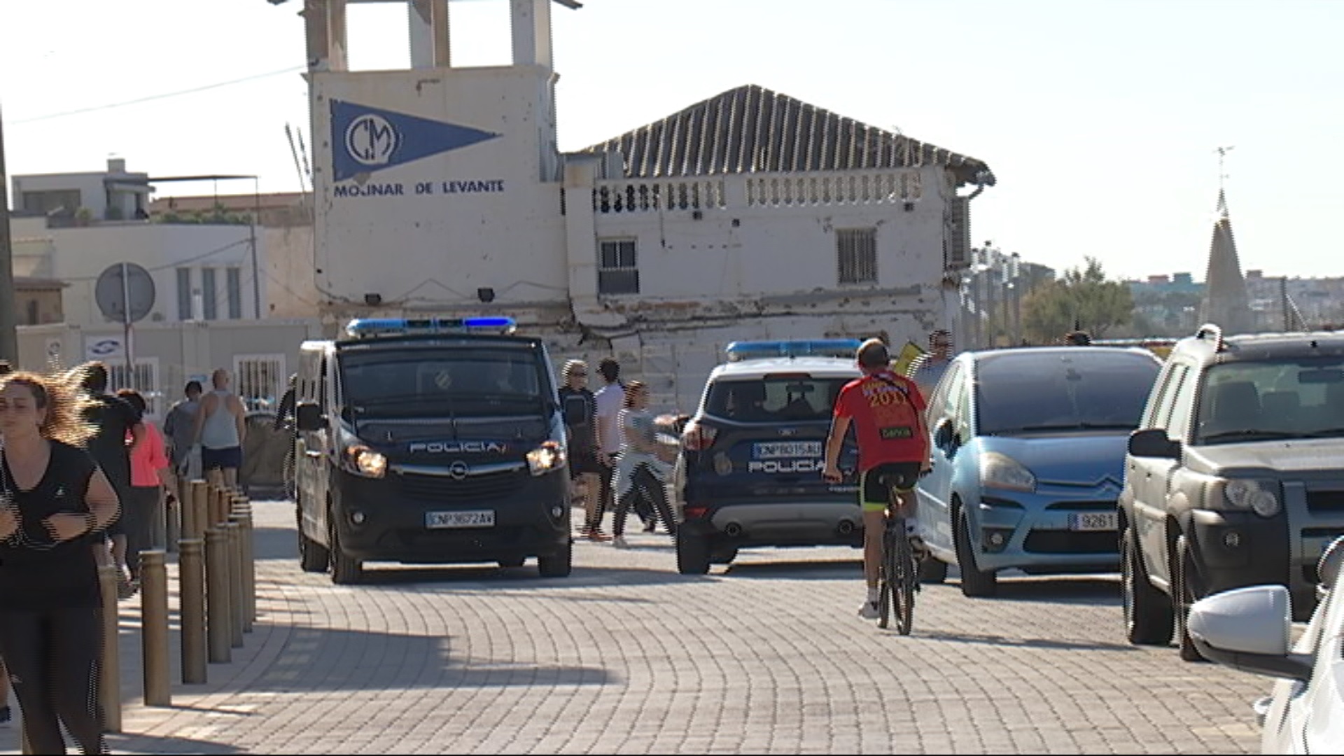 Molta presència policial a la zona litoral de Palma al segon dia de permís per a la pràctica esportiva