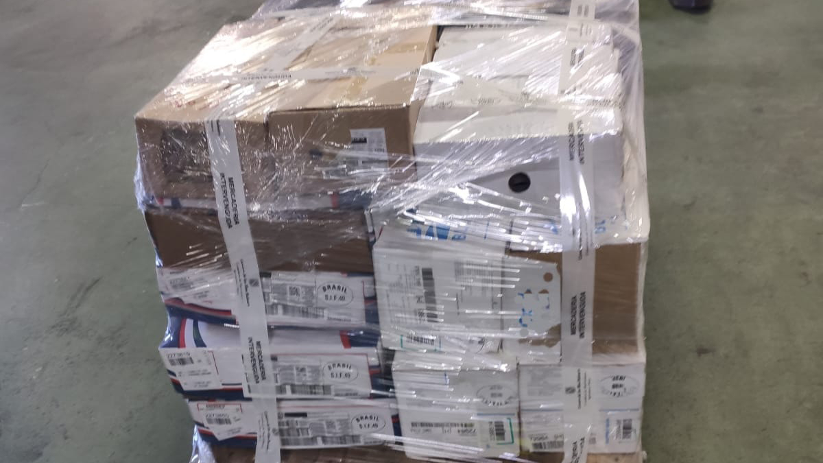 Retiren 180 kg de carn que es transportava sense prou refrigeració