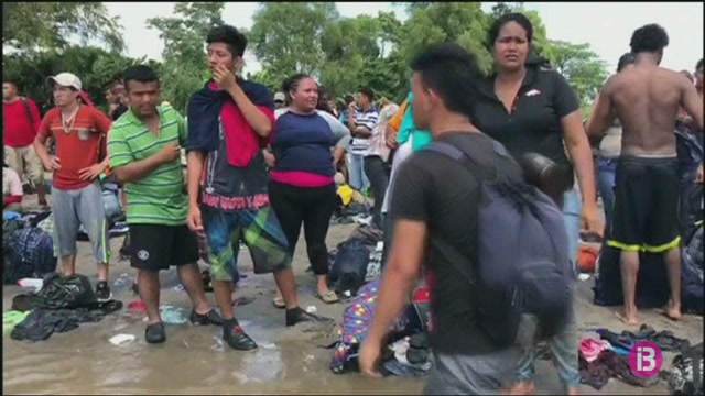 Trump ordena desplegar 5.200 soldats més a la frontera amb Mèxic