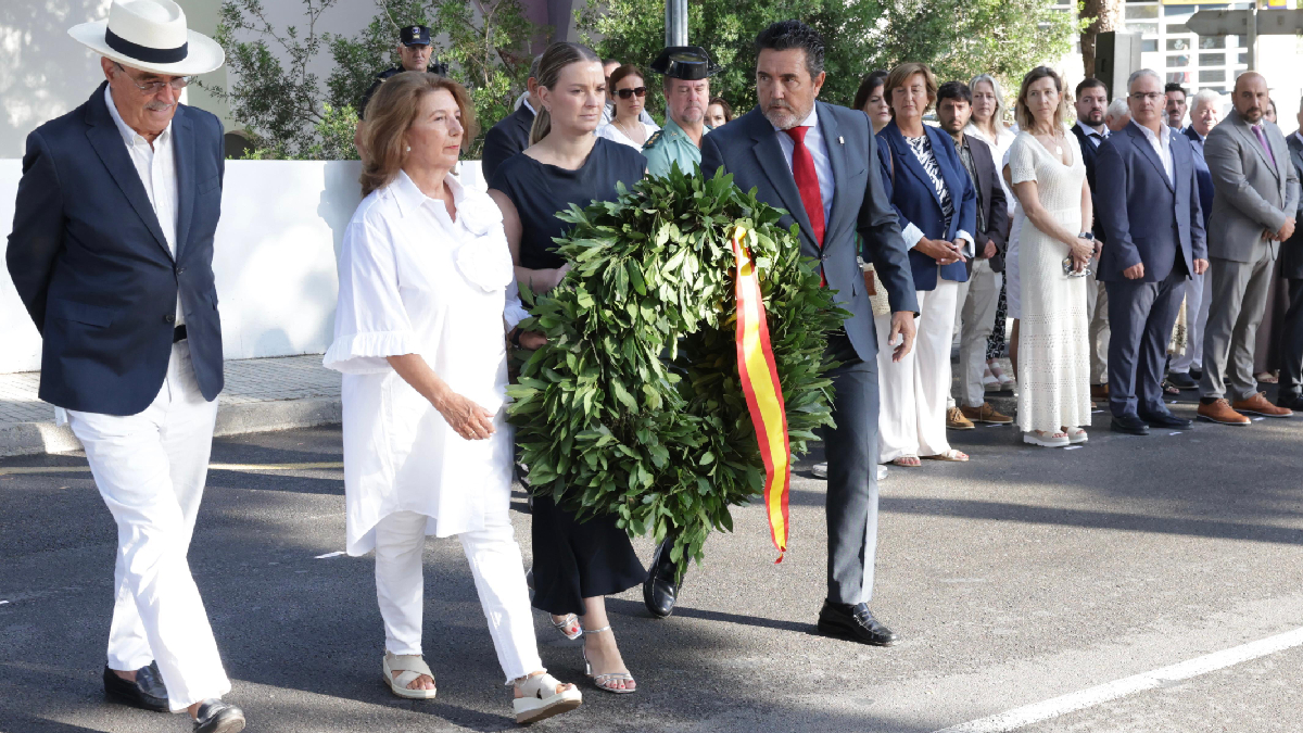 Homenatge a Diego Salvá Lezaun i Carlos Sáenz de Tejada, assassinats per ETA fa 16 anys