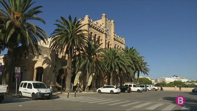 El tripartit de Ciutadella rebutja la petició de VOX d’intervenir ‘de públic’ al ple municipal