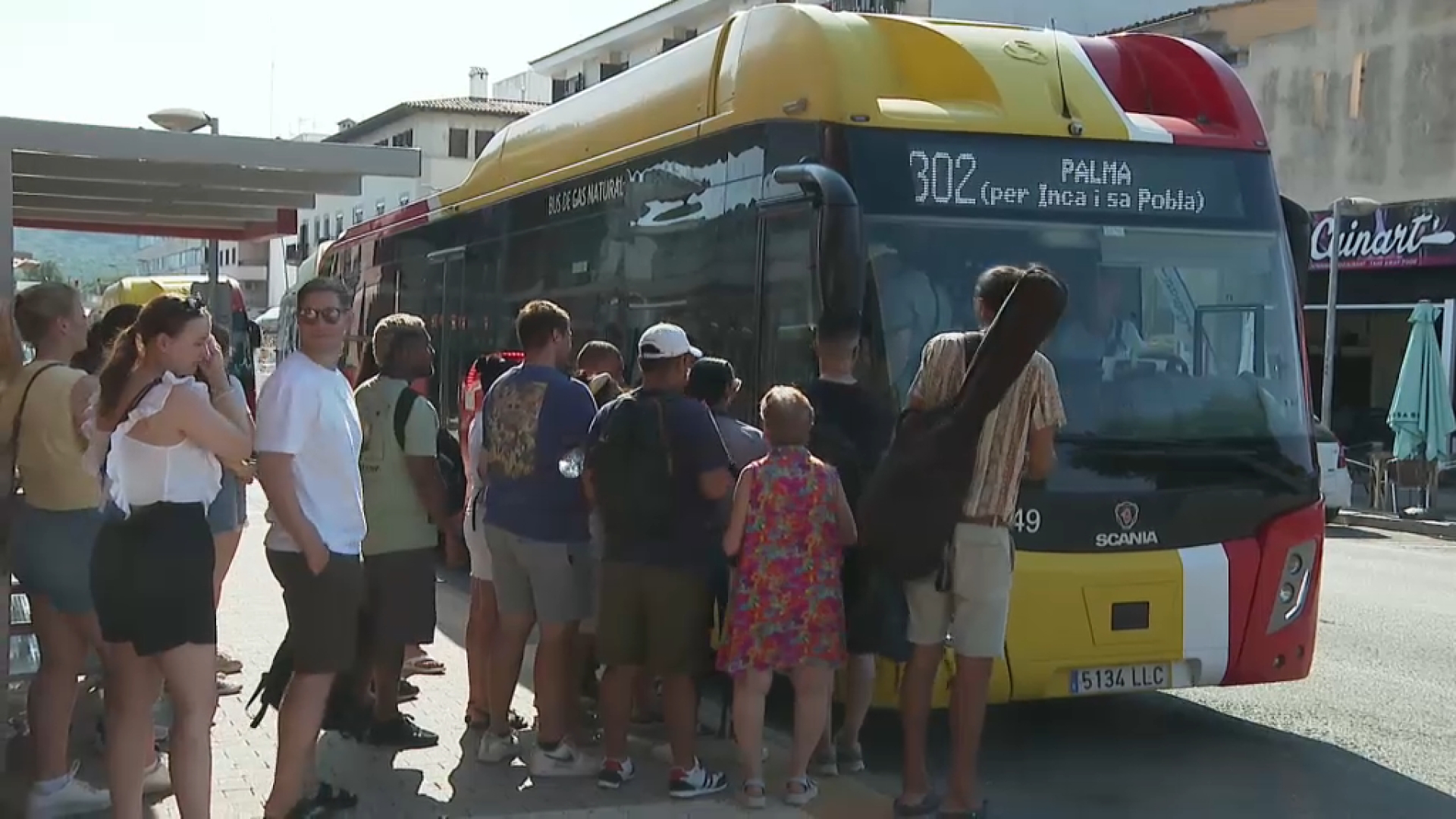 80% de seguiment, segons el Govern, a la vaga dels autobusos del TIB