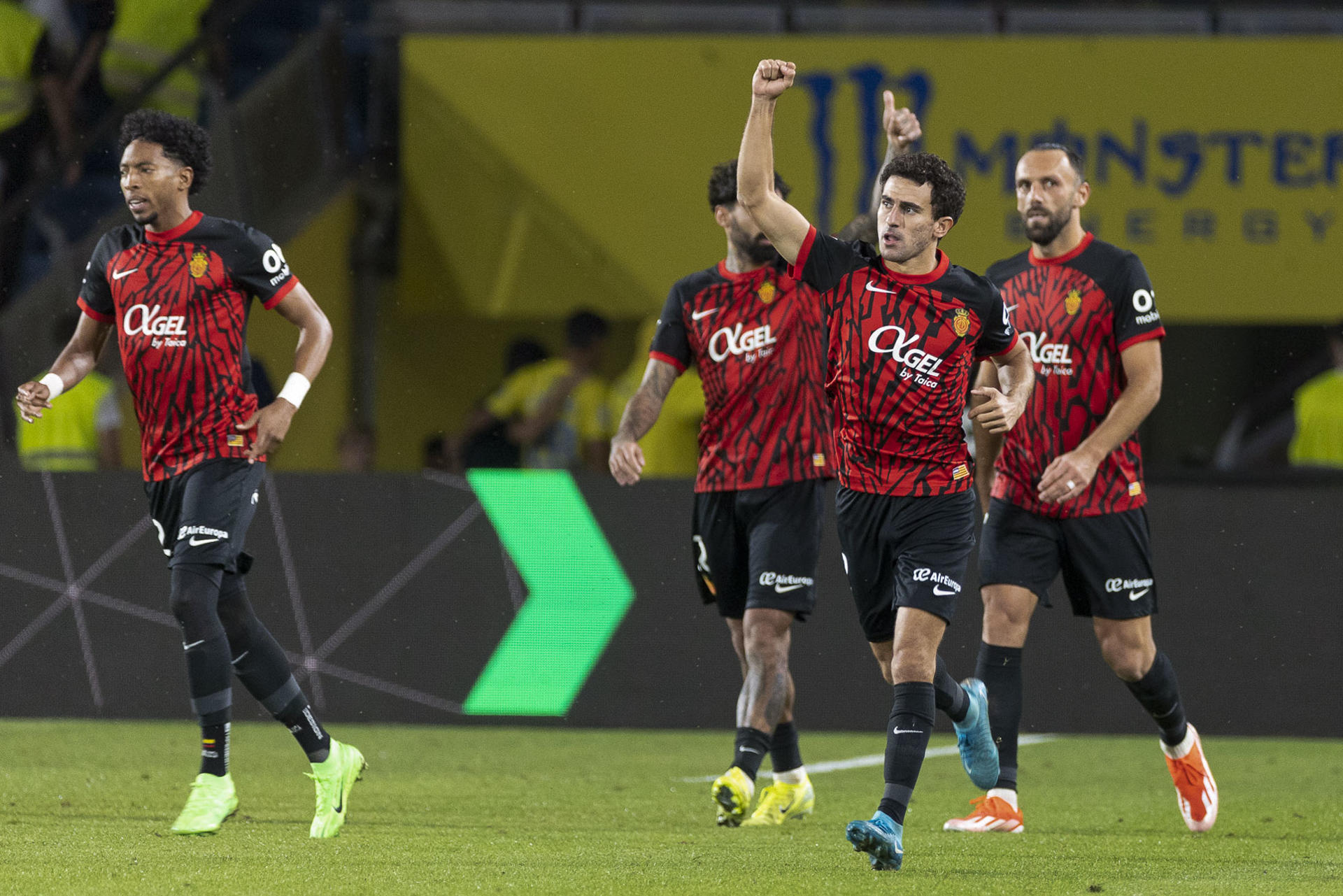 El Mallorca triomfa a Gran Canària en un duel ple d’emocions