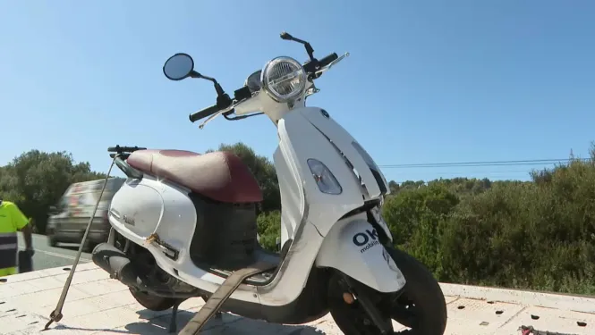 Continua ingressada molt greu a Son Espases després de patir un accident a la carretera de Menorca