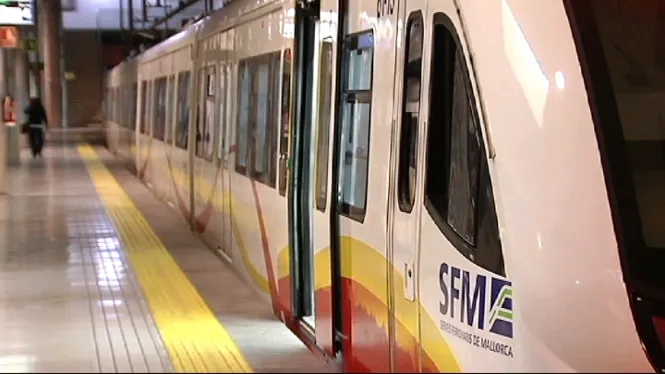 Primera aturada parcial de tren i metro a Mallorca després de festes