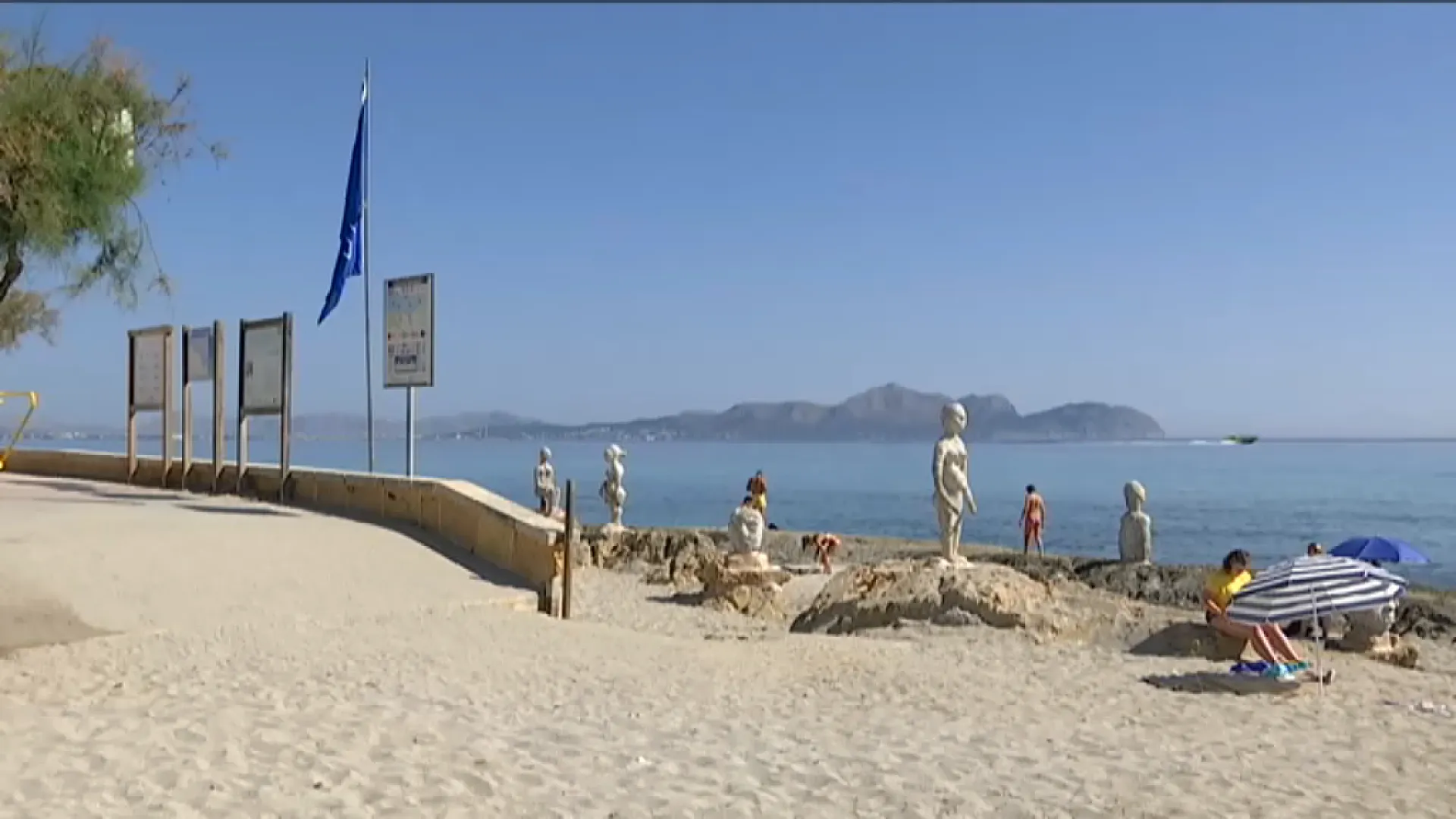 42 banderes blaves a Balears enguany, tres platges manco que l’any passat