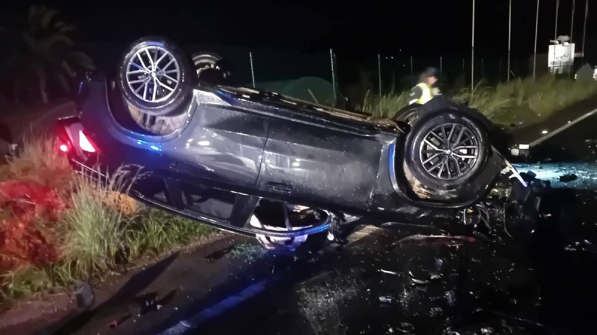 Una persona morta en un xoc frontal entre dos cotxes a Eivissa