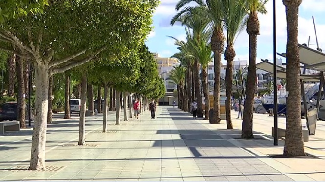 Poca afluència de gent a Sant Antoni el primer matí de noves restriccions a l’illa d’Eivissa