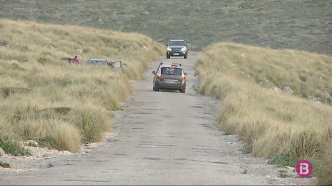 Es Mercadal descarta prohibir l’accés de vehicles al far de Cavalleria