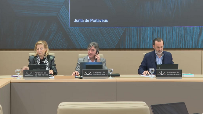 El Parlament convalidarà dimarts el decret turístic pactat entre el PP i Vox