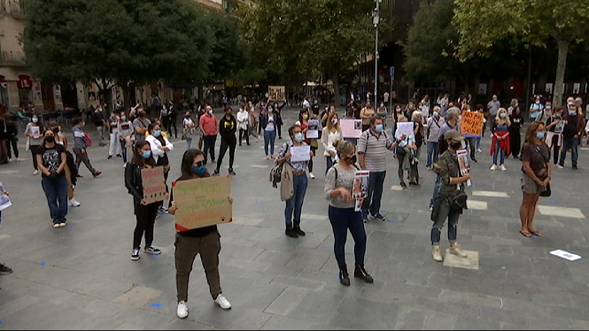 Protesta+a+Palma+per+demanar+la+dimissi%C3%B3+dels+responsables+de+la+canera+de+Son+Reus