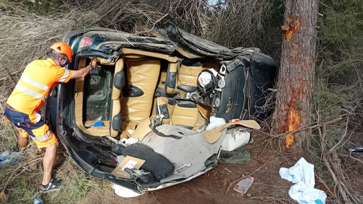 Un mort i tres ferits molt greus en un accident de trànsit a Eivissa