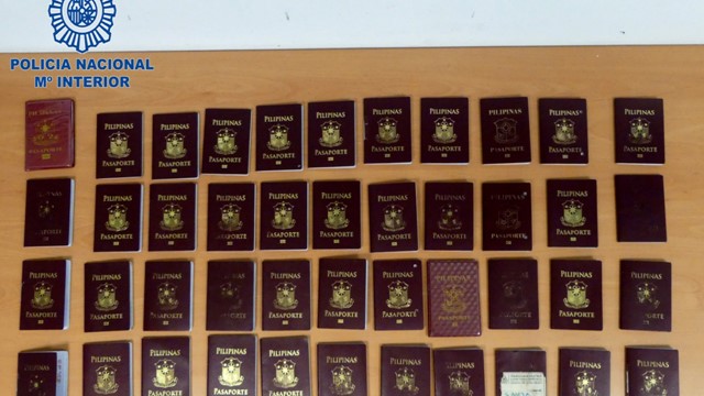 Detinguts a Eivissa 50 ciutadans filipins amb visats falsos