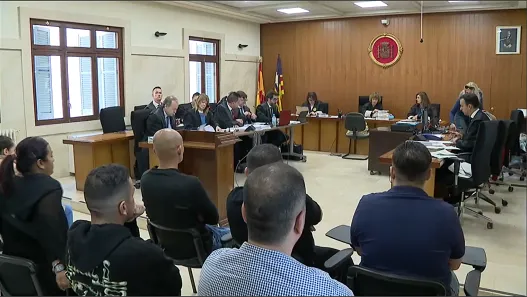 Demanen més de 90 anys de presó per a 10 acusats de traficar amb droga a Mallorca